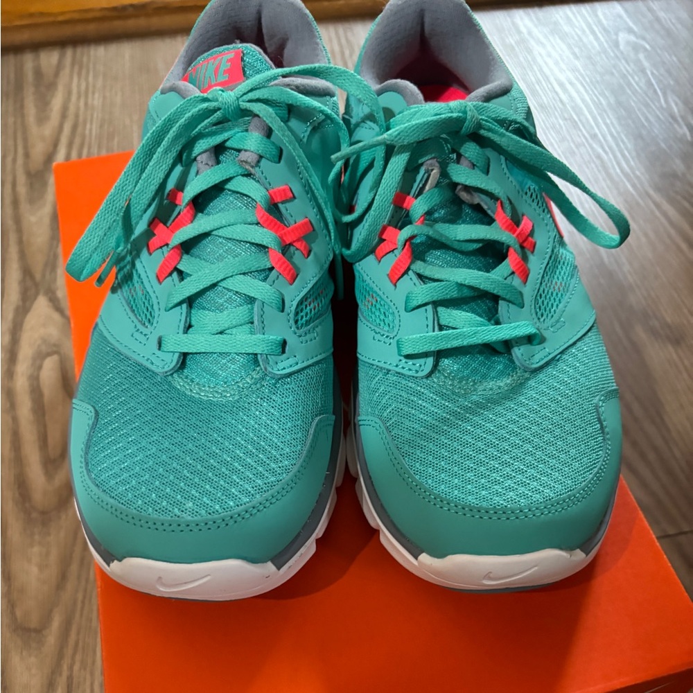 Nike Turquoise and Coral Sneakers